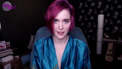 Leiðbeiningar um að kippa sér upp frá rússneskri stúlku á ensku